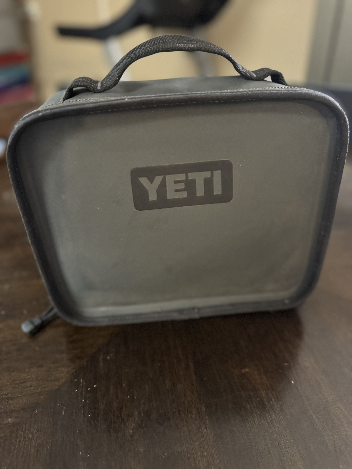 Yeti Daytrip Lunch Box Cooler