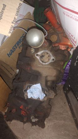 Small Block Chevy 2 Barrel Manifolds With Front Oil Fill