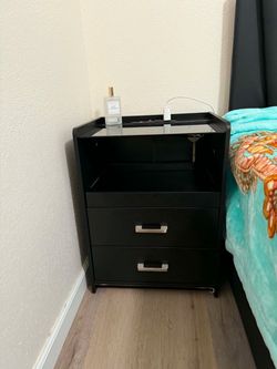 5  pieces black Bedroom set and 2 green velvet chairs