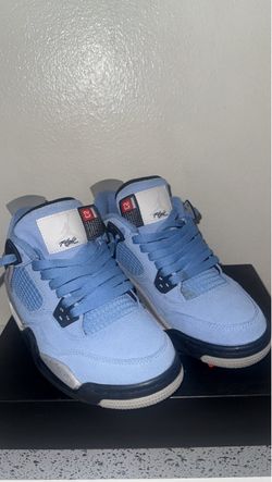 Jordan 4 (university blue)