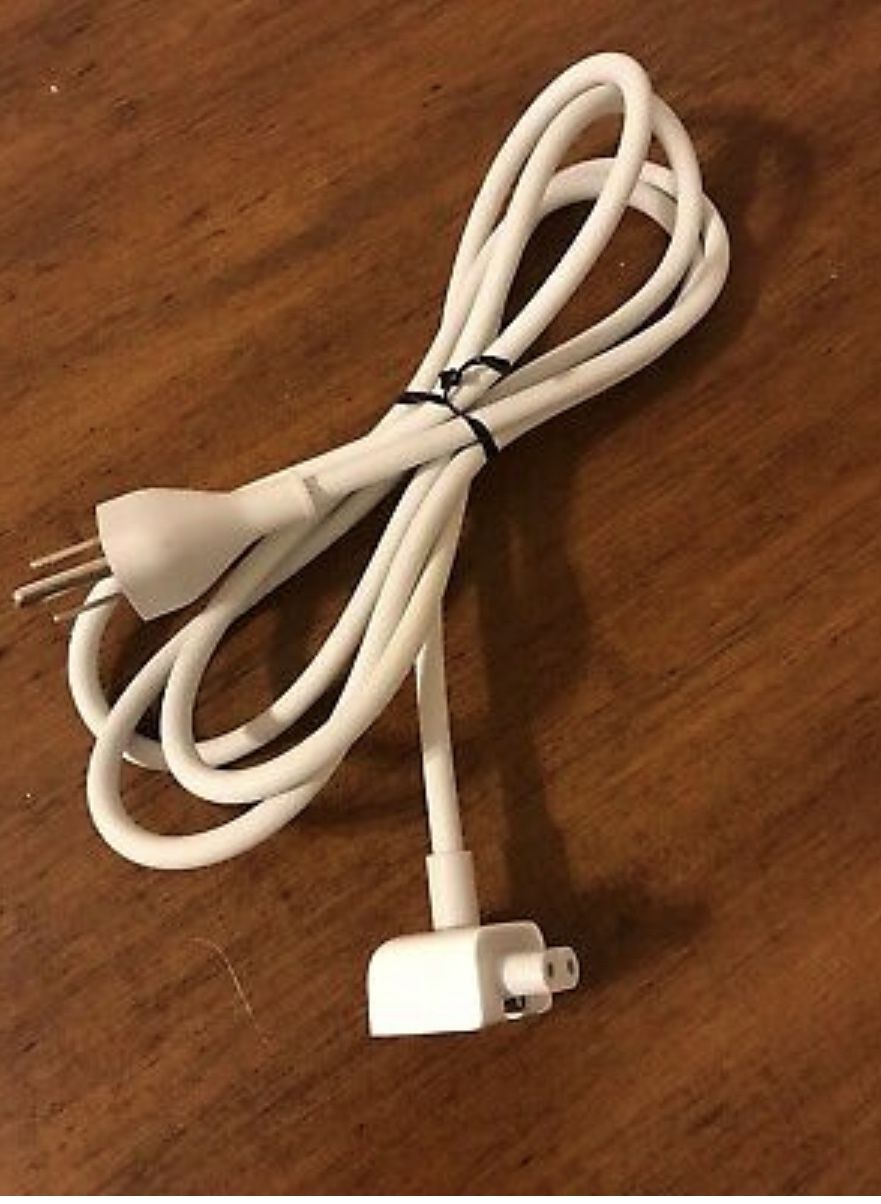 Apple Volex APC7H 2.5A 125V 01 (contact info removed) MacBook Pro Power Cord