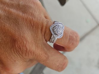 Silver Heart-Shaped CZ Cluster Ring