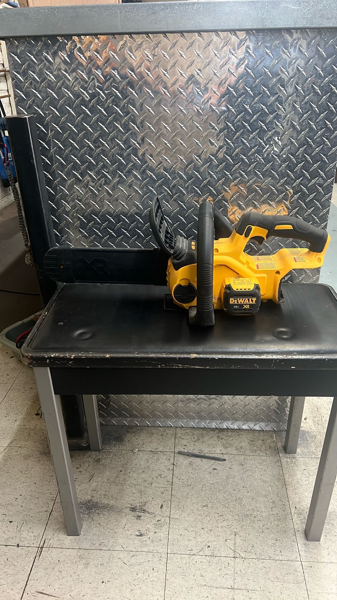 Lightly Used DeWalt DCCS620 12” Chainsaw