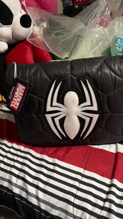 BNWT LOUNGEFLY MARVEL SPIDER-MAN CROSSBODY MESSENGER BAG