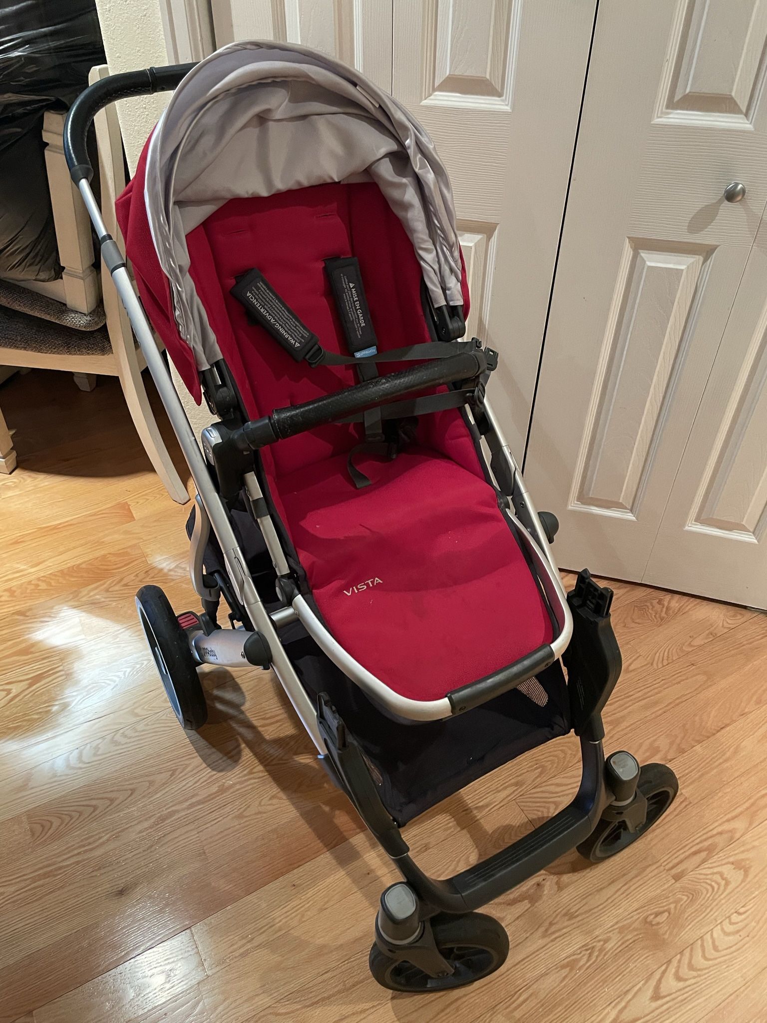 Uppababy Vista stroller With Bassinet