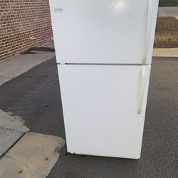 Frigidaire Refrigerator “Must Go”