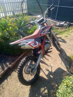 RFZ 125cc Dirt Bike