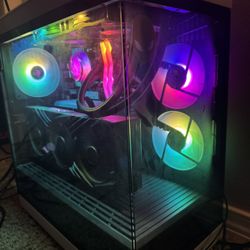 RTX 4080 Super, Ryzen 9, 32 GB DDR5, 2TB SSD