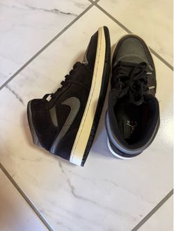 Jordan Mid-top grey retro black