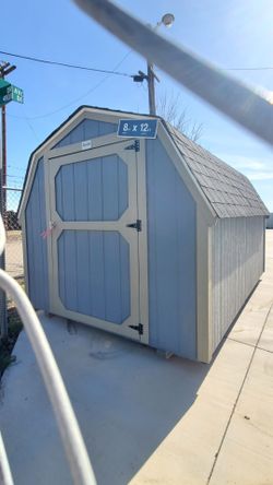 8x12 Barn With Shingle roof