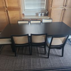 8 Seat Dinning Set