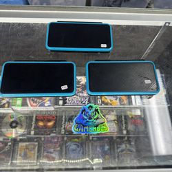 Nintendo 2DS XL With Charger $220-$230 Each Gamehogs 11am-7pm