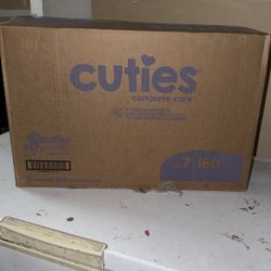 Cuties Diapers Size 7 