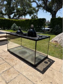 36” x 18” x 18” Glass Reptile Terrarium Tank with Heat Lamps & Temperature Meter