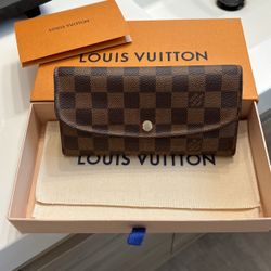 Louis Vuitton Wallet 