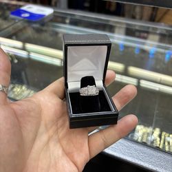 14k all natural diamond ring ✅ we buy and trade Gold
