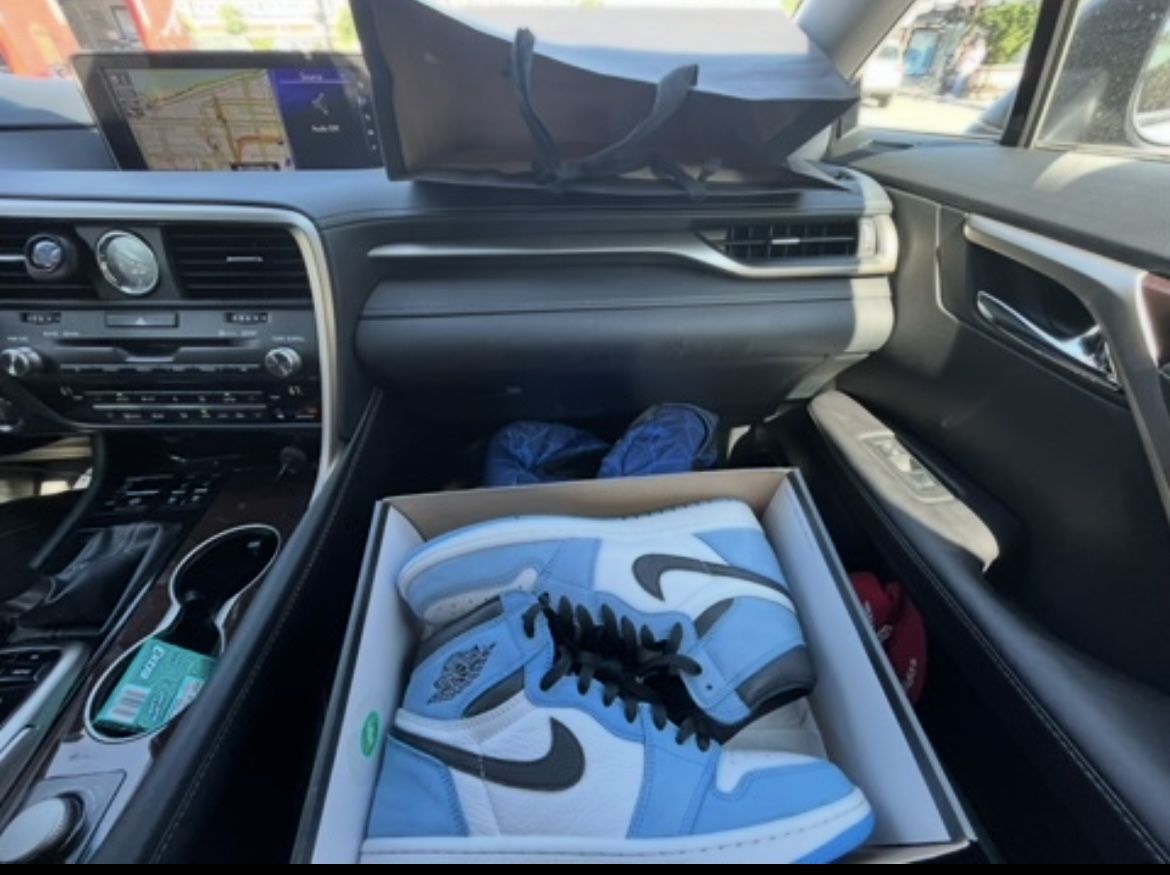Jordan 1 University Blue