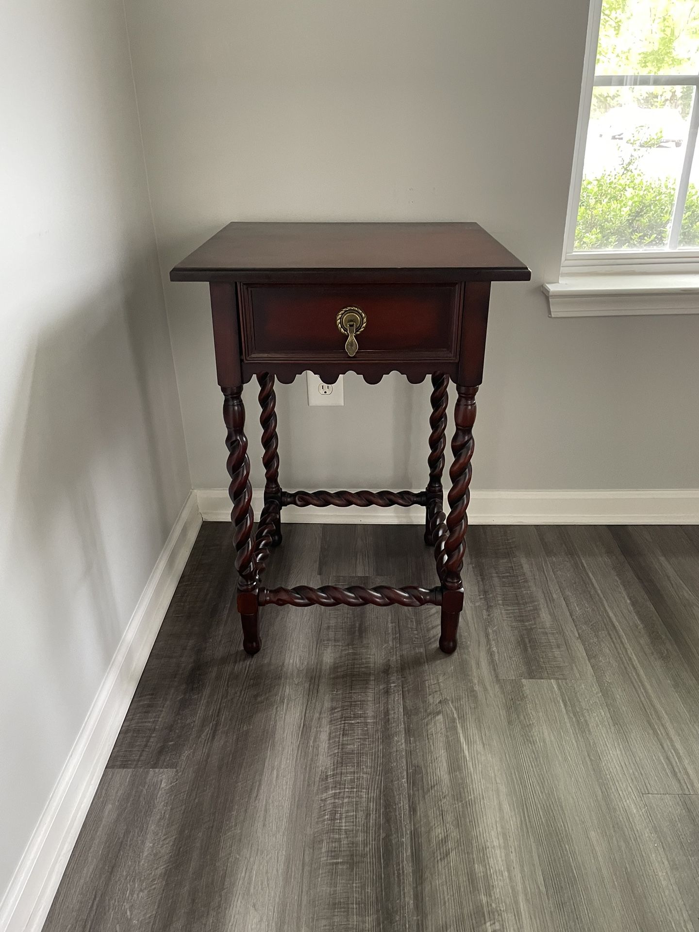 Small Table for Sale in Charlotte, NC - OfferUp