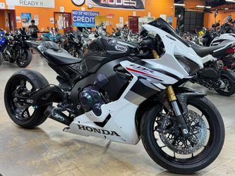 2025 Honda CBR 1000 RR FULLY stretched for Sale