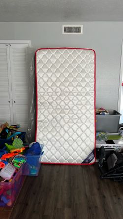 Twin mattress
