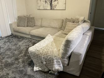 3pc Sofa        8/10 Condition 