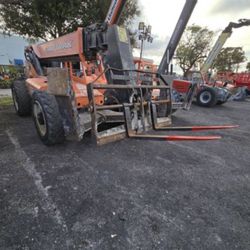 Telehandler 10000# 54’ Reach