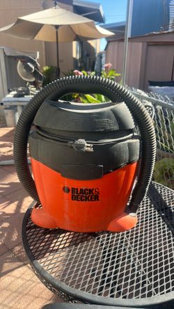 Black & Decker vacuum