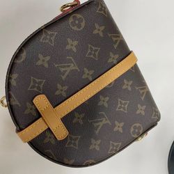 Authentic LOUIS VUITTON Chantilly PM Monogram Canvas Shoulder Bag Purse