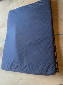 Full size mattress - 20$