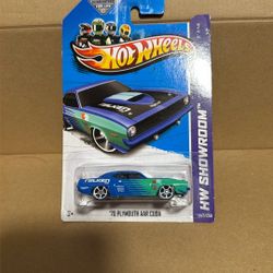 2013 HW Showroom Plymouth AAR Cuda