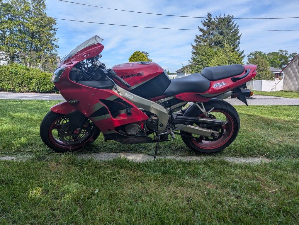 2002 Kawasaki ZX6R