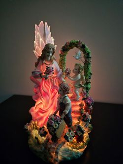 Classic Treasures Musical Illuminated Fiber Optic Angel Sculpture