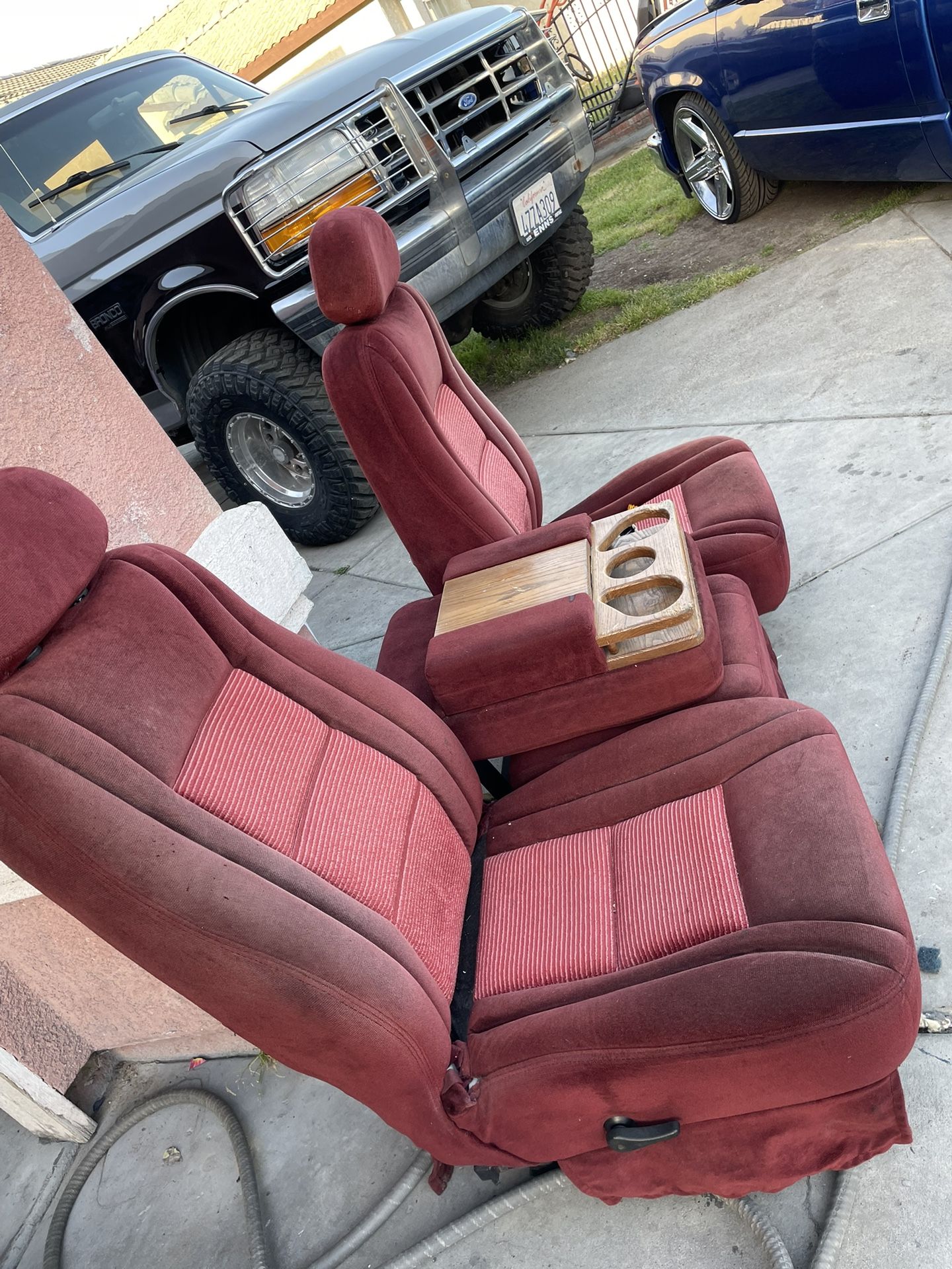Chevy/Gmc Obs Seats for Sale in Parlier, CA OfferUp