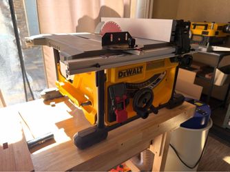 DeWalt Compact Jobsite Table Saw - DWE7485