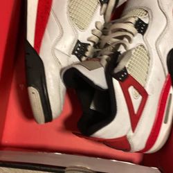 Jordan 4 Sz 9.5