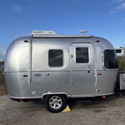 2024 Airstream Bambi 16rb