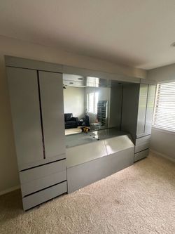 Headboard with bridge, Mirror & Drawers