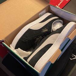 Puma Suede Classic XXI Women Size 10