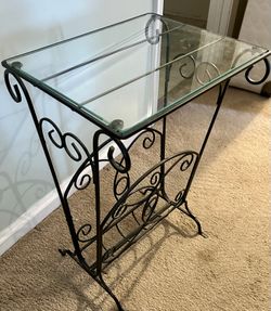 Black Wrought Iron Magazine Table With Glass Top