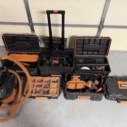 RIDGID Power Tool Set And Storage Tower/Tote