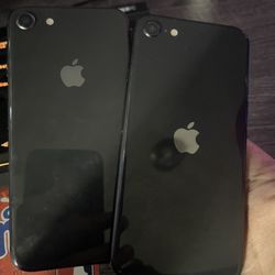 2 IPHONES FOR PARTS! 