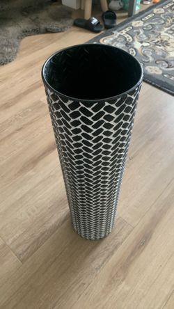 ** Flower Vase / Accessory holder ^<>^