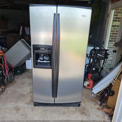 Used Whirlpool Refrigerator  Works Geat, Ice Maker Wasn't Working 