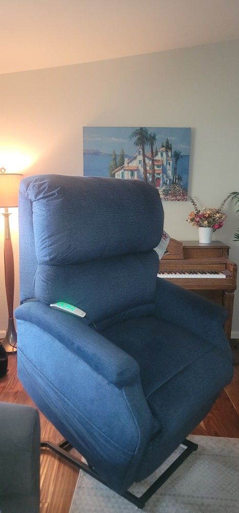 Pride Mobility Lift Chair