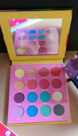 16 Cateyes Palette