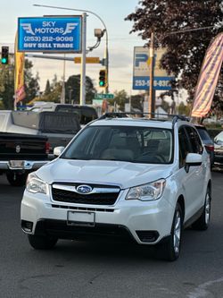 2015 Subaru Forester SUV – White