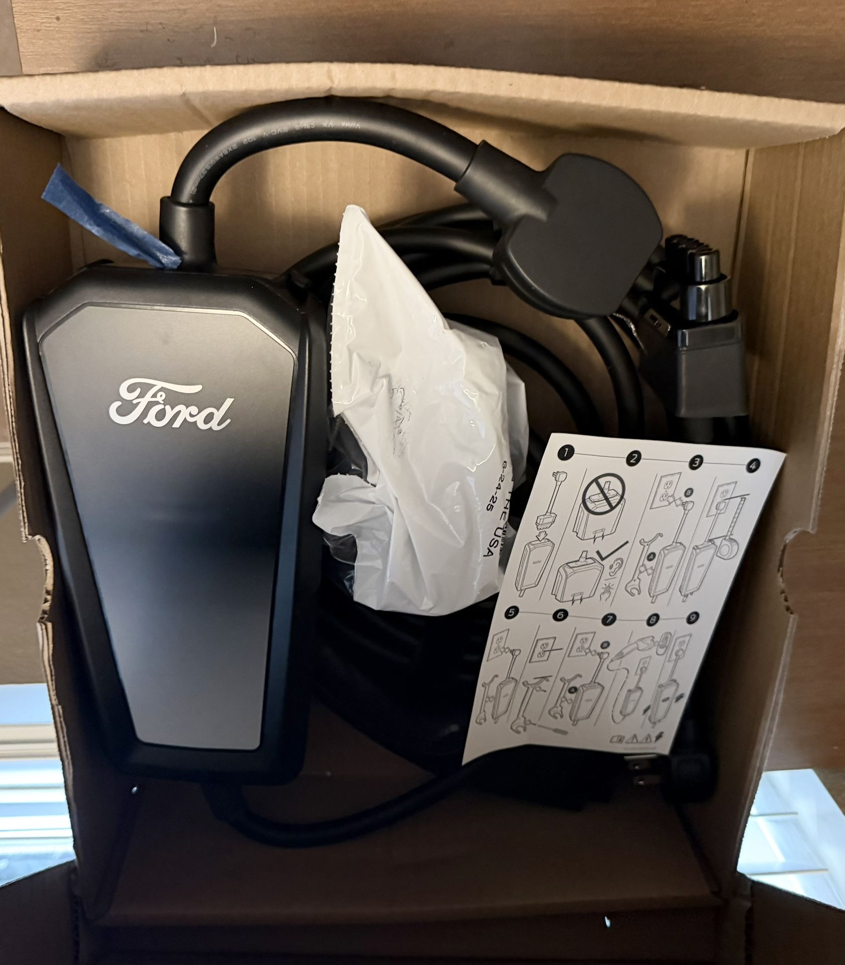 Ford mobile power cord F150 Lightning EV Charger Mustang Mach-E 120v 240v 30 Amp