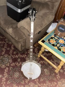 Remo Banjo