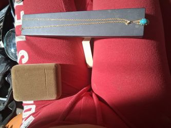 14k yellow goldchain with natural turquoise stone