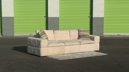 106β Modern Beige 3-Piece Modular Sofa | Free Delivery, Good Condition